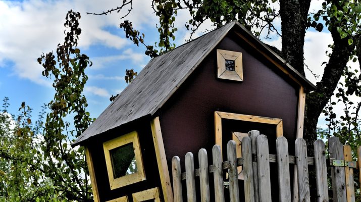 Spielhaus im Garten